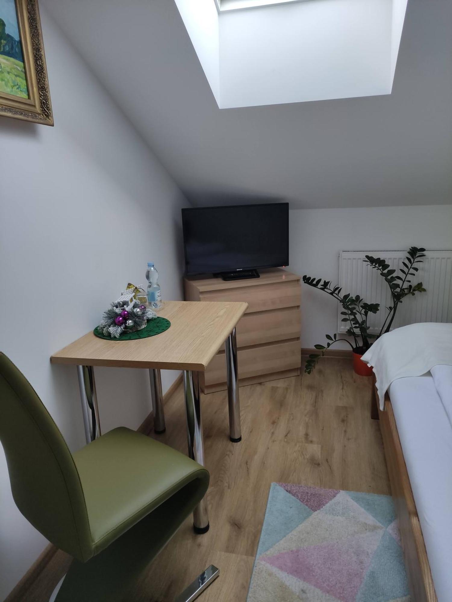 Homestay Strozowka 戈尔利采 外观 照片